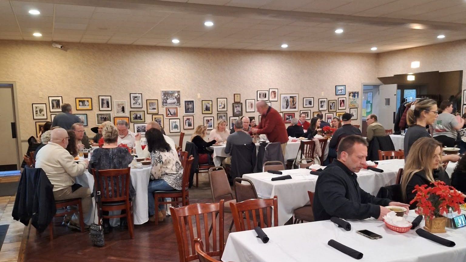 The room fills in at a New Year's Eve party BillyO hosted